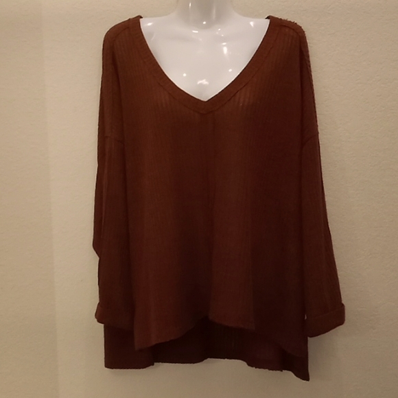 Very J Rust High Low Knit Top - Picture 3 of 12
